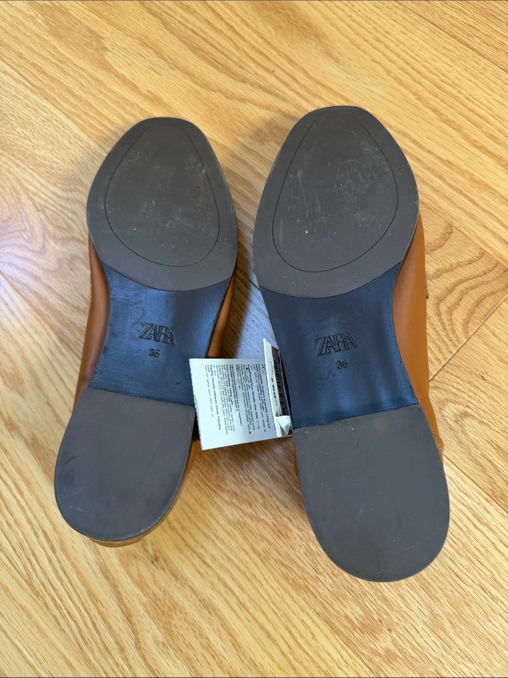 New! Zara 36/6 brown leather gold hardware liafers.